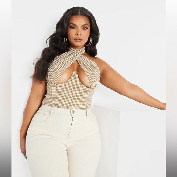 PrettyLittleThing Plus Brown Check Print Cross Over Top Plus 14 - Picture 1 of 7